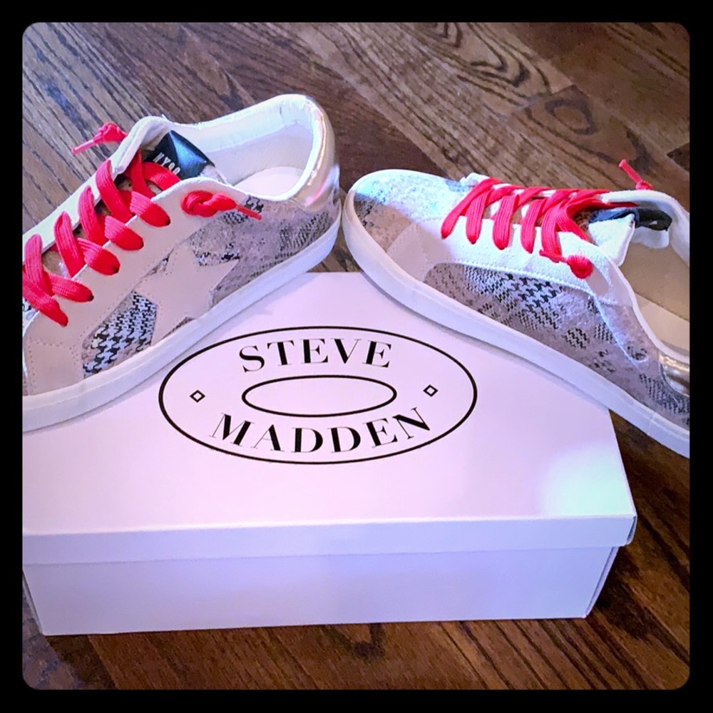 Steve Madden sneakers